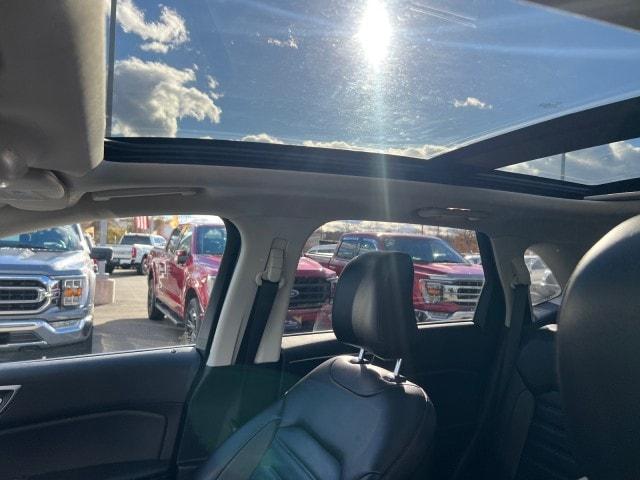 used 2022 Ford Edge car, priced at $29,690