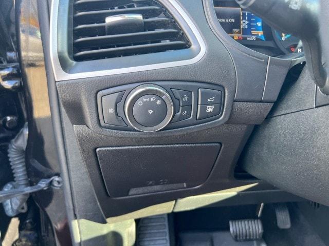 used 2022 Ford Edge car, priced at $29,690