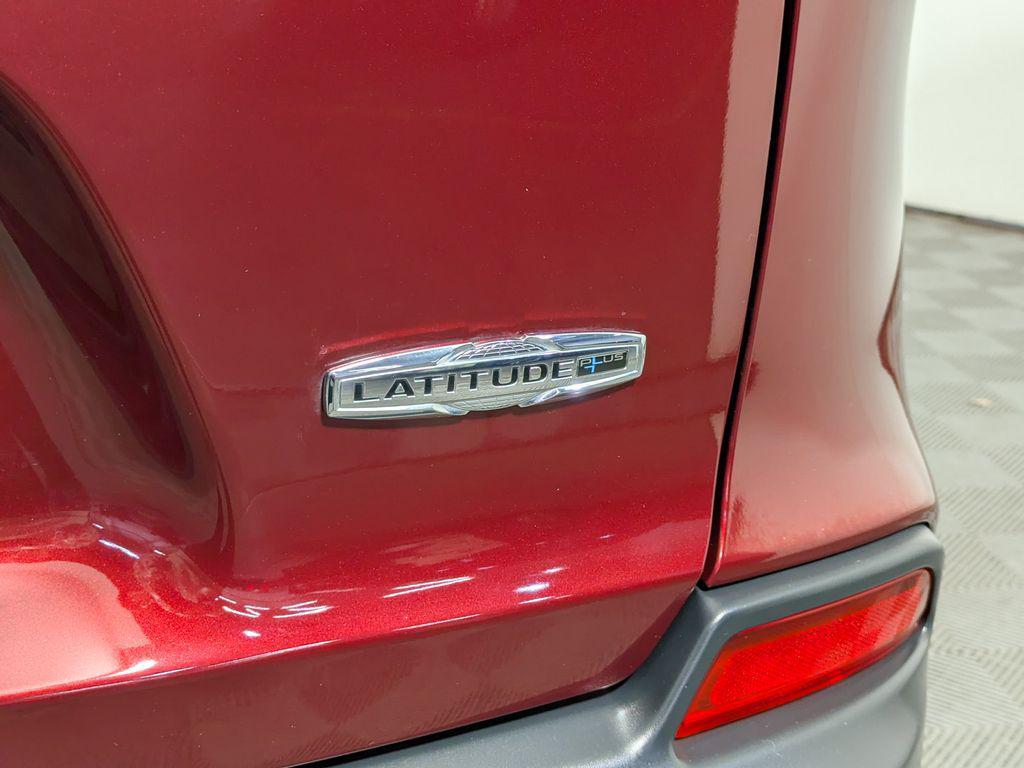 used 2020 Jeep Cherokee car, priced at $16,995