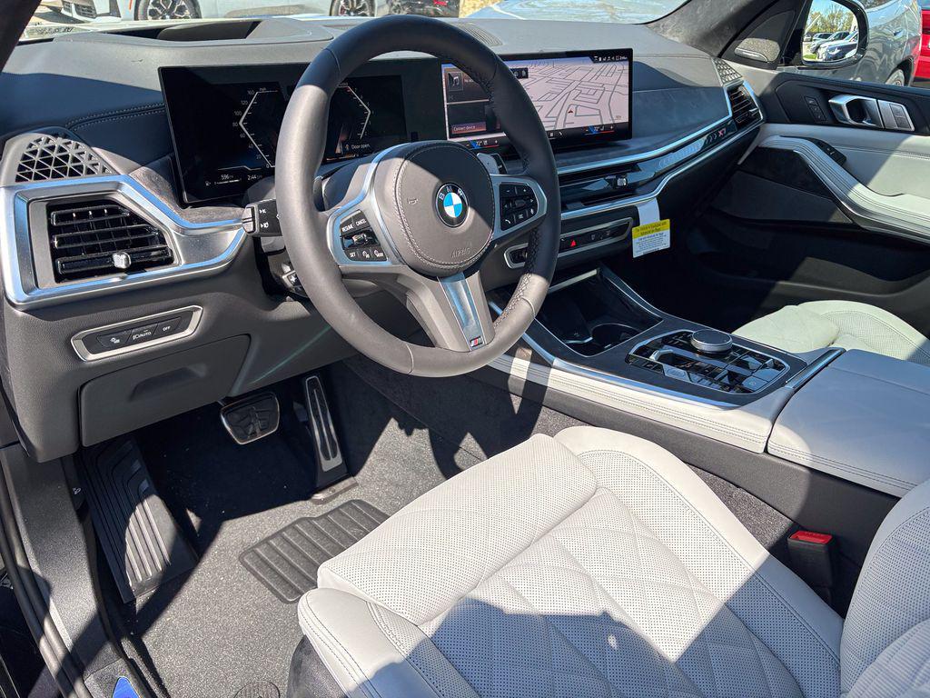 new 2026 BMW X7 car, priced at $101,550