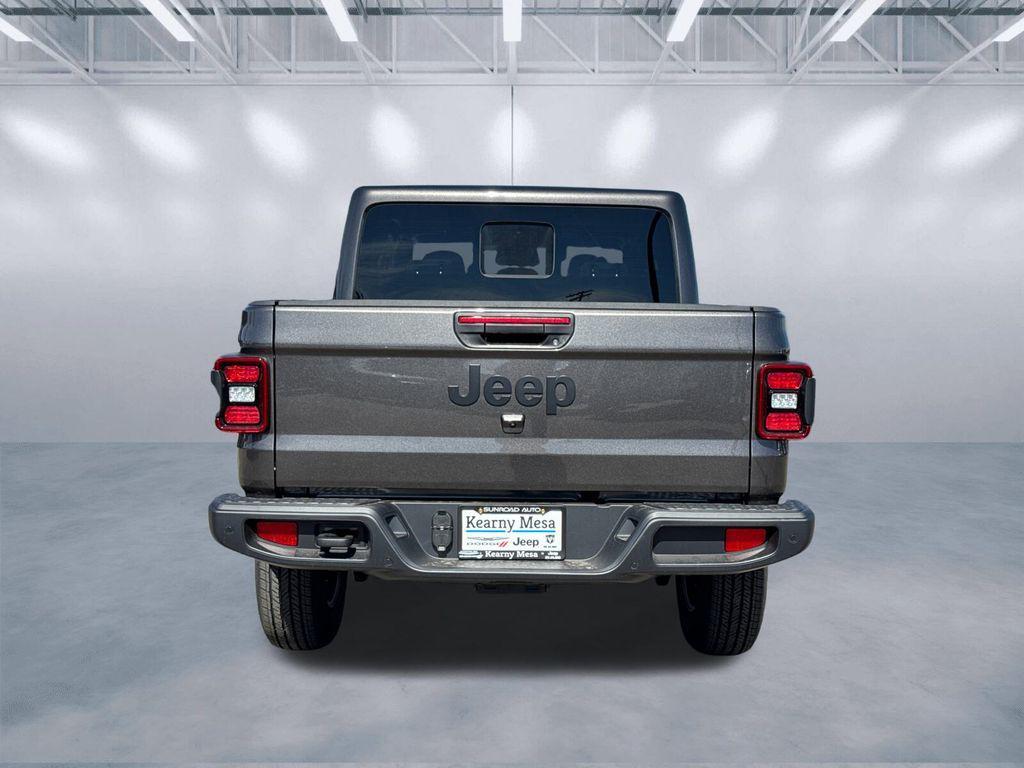 new 2026 Jeep Gladiator car, priced at $45,947