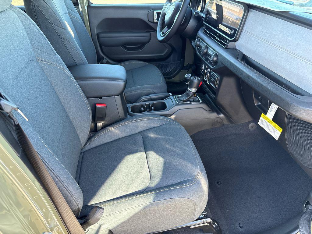 new 2026 Jeep Wrangler car, priced at $45,926