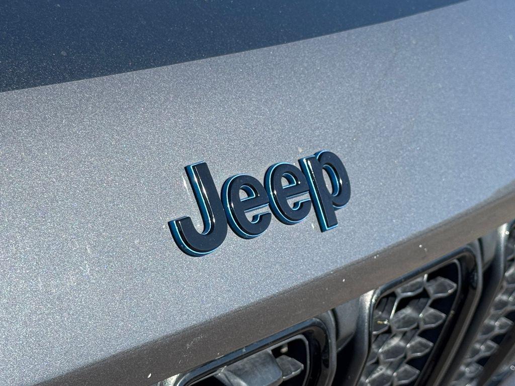 used 2022 Jeep Grand Cherokee 4xe car, priced at $28,777