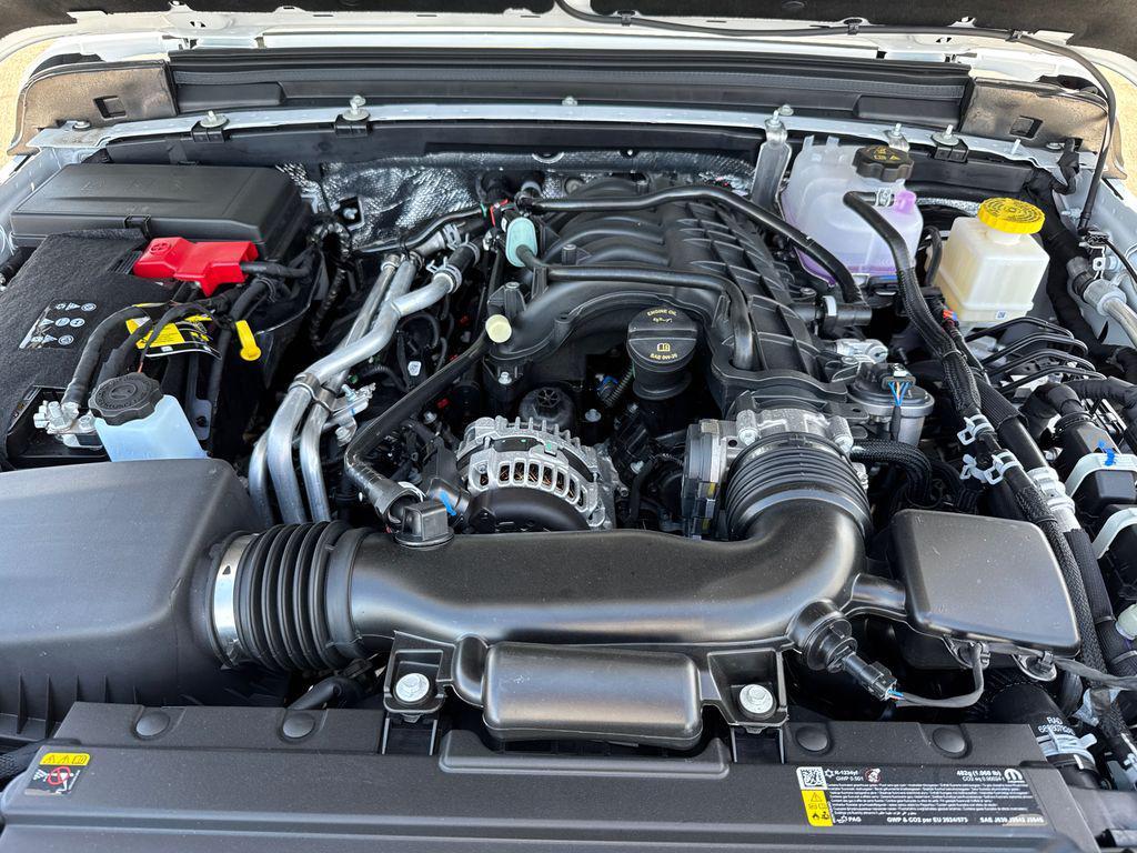 new 2026 Jeep Gladiator car, priced at $43,947
