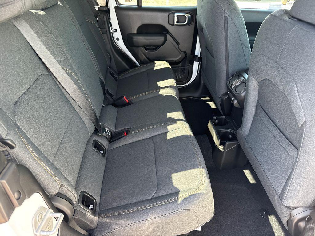 new 2026 Jeep Gladiator car, priced at $43,947