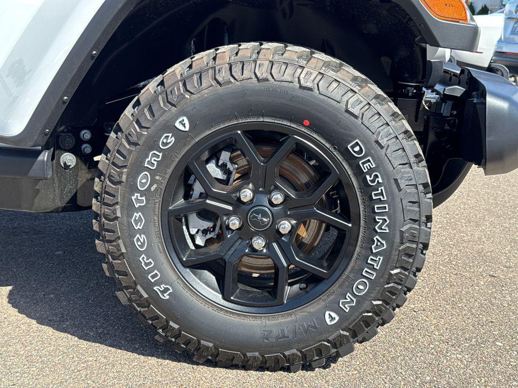 new 2026 Jeep Gladiator car, priced at $43,947