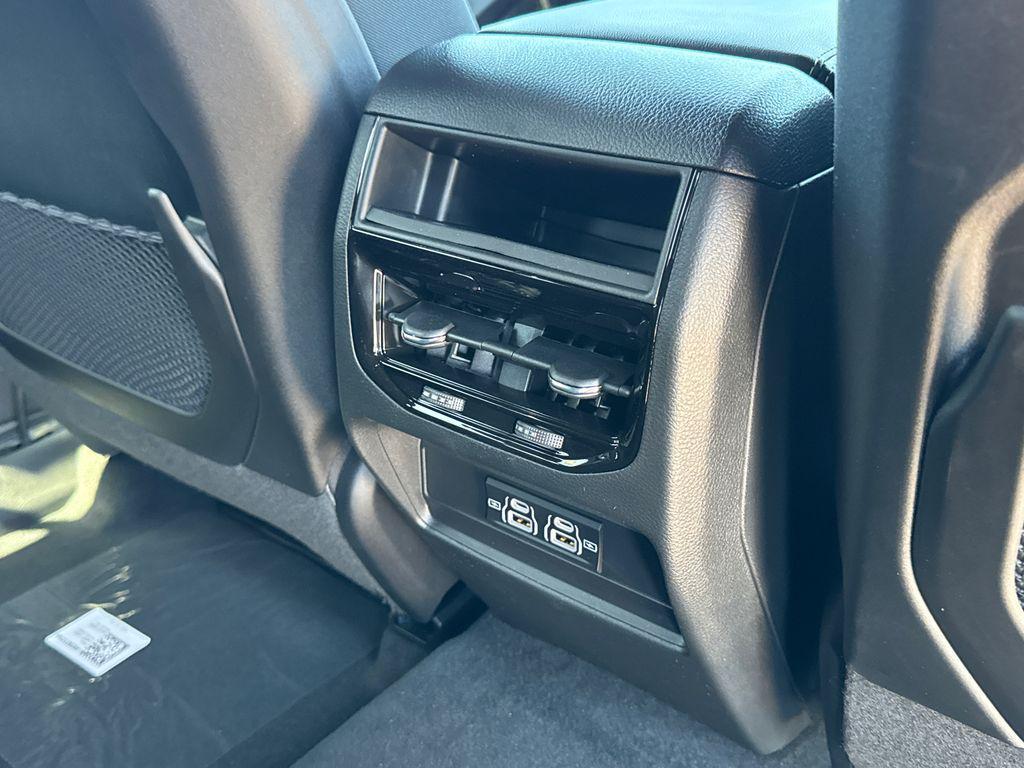 new 2026 Jeep Grand Cherokee car, priced at $34,926