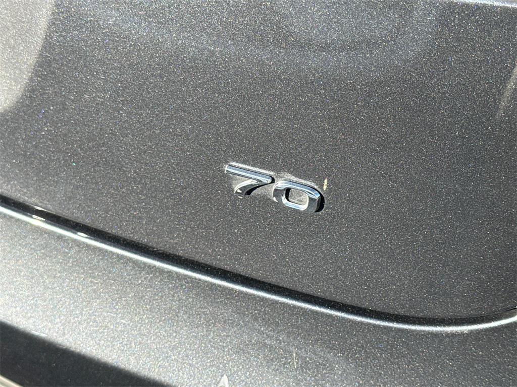 used 2015 Tesla Model S car, priced at $17,777