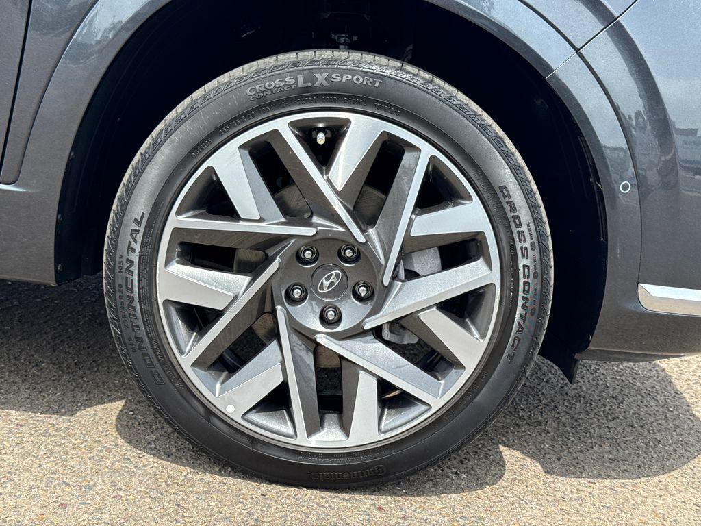 used 2023 Hyundai Santa Fe car, priced at $29,566