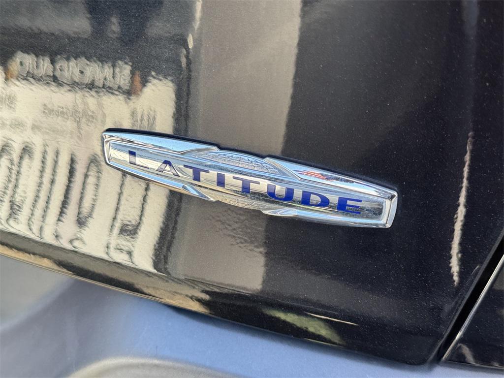 used 2016 Jeep Cherokee car, priced at $11,990