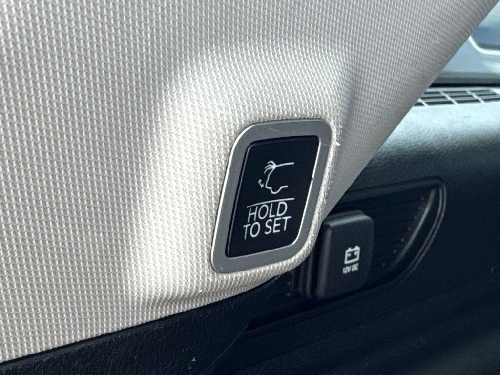 used 2022 Jeep Grand Cherokee 4xe car, priced at $25,983