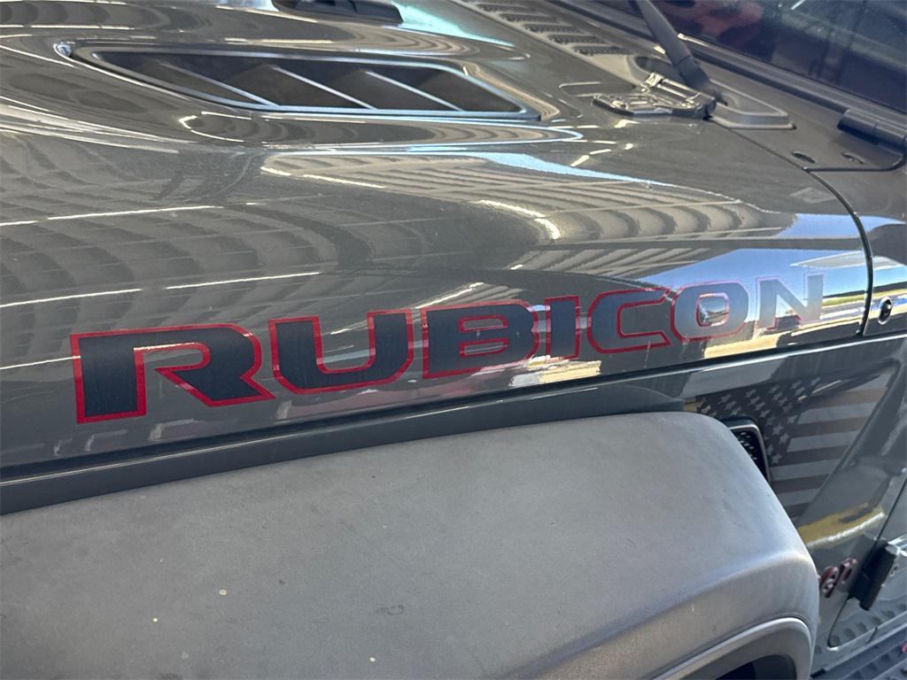 used 2019 Jeep Wrangler Unlimited car, priced at $27,982