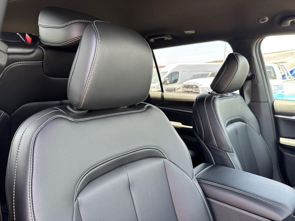 new 2026 Jeep Grand Cherokee L car, priced at $42,926