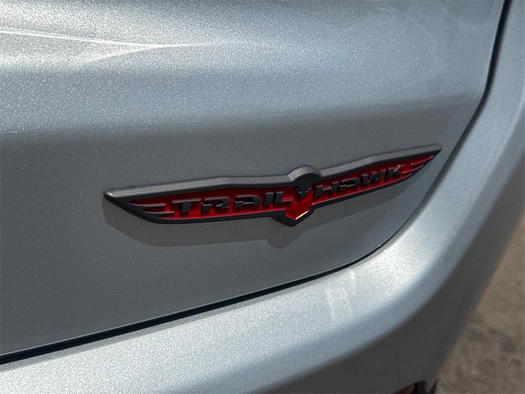 new 2025 Jeep Compass car, priced at $30,925