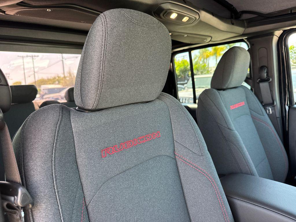 new 2026 Jeep Gladiator car, priced at $54,426