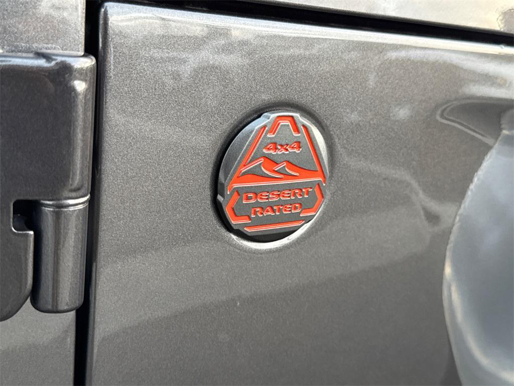 new 2026 Jeep Gladiator car, priced at $55,926