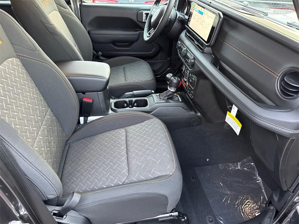 new 2026 Jeep Gladiator car, priced at $55,926