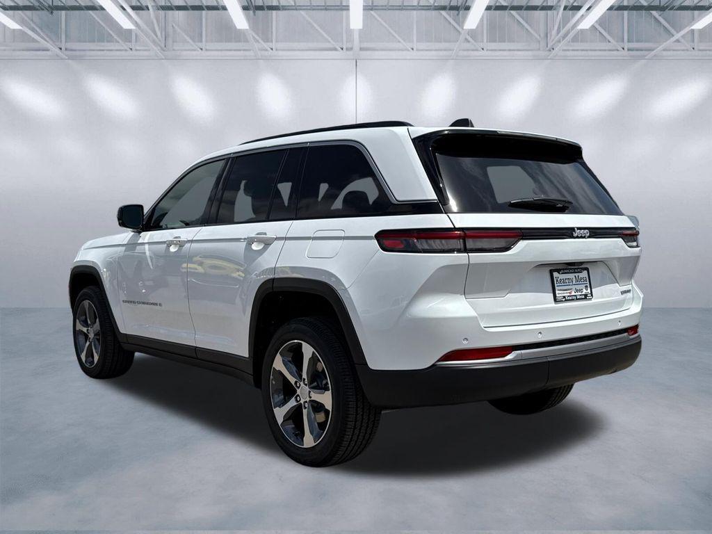 new 2026 Jeep Grand Cherokee car, priced at $40,426
