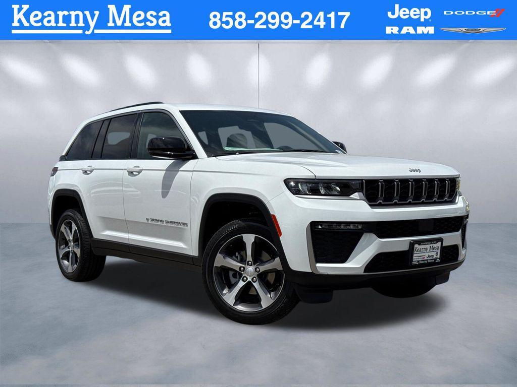 new 2026 Jeep Grand Cherokee car, priced at $40,426