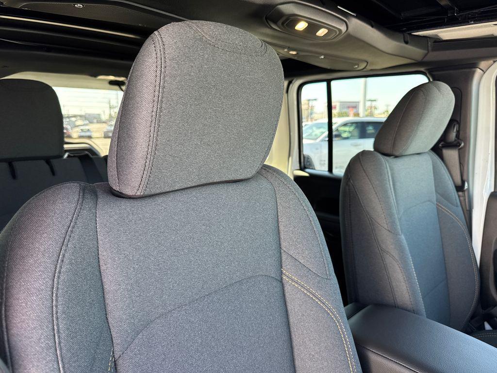 new 2026 Jeep Wrangler car, priced at $45,926