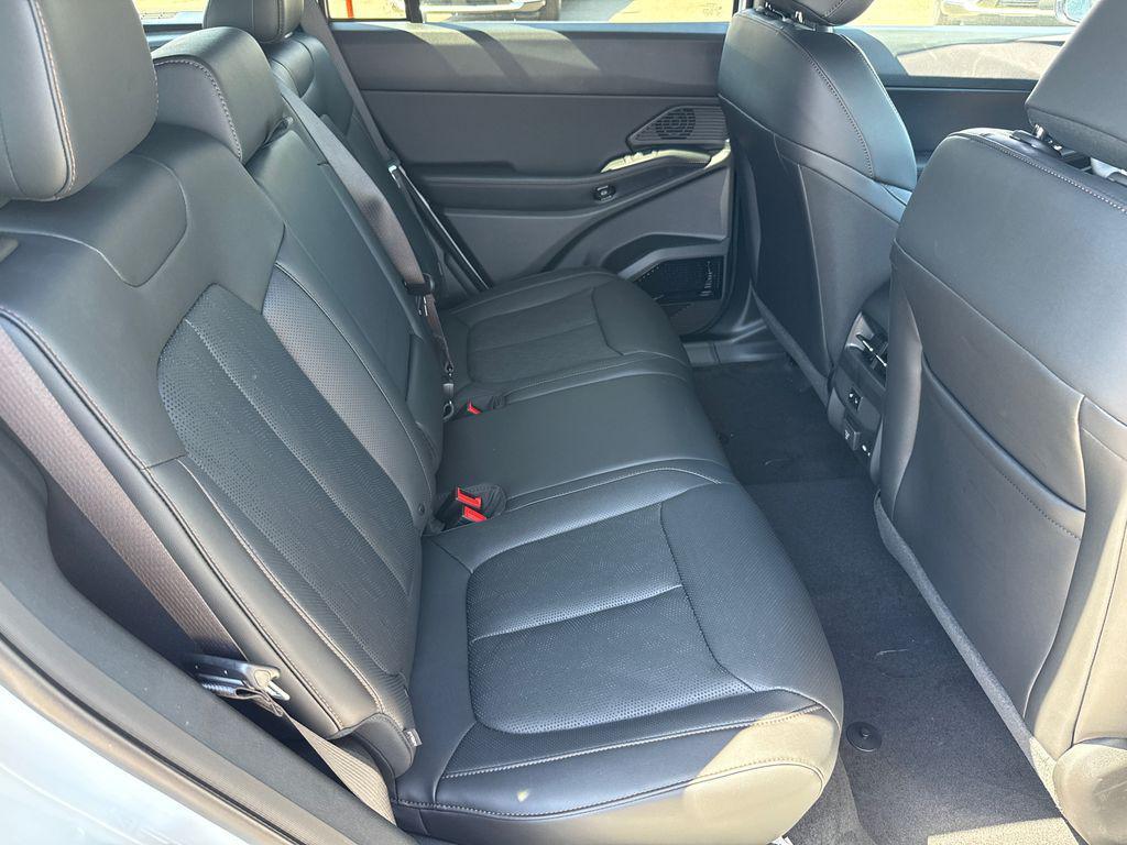 new 2026 Jeep Cherokee car, priced at $41,947