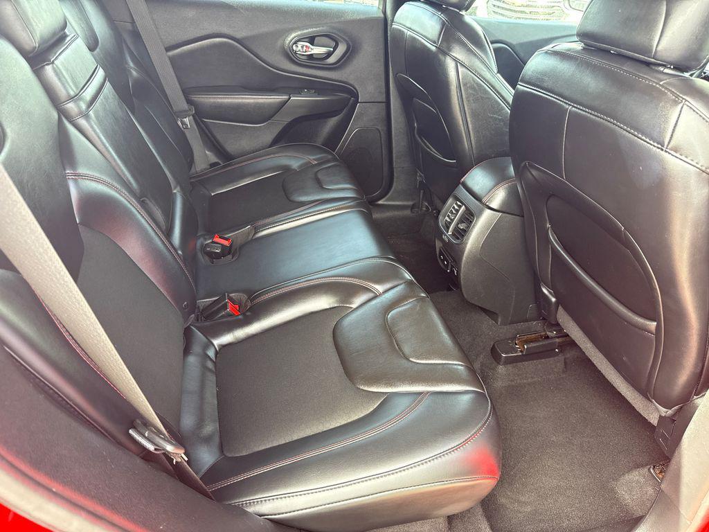 used 2019 Jeep Cherokee car, priced at $15,989