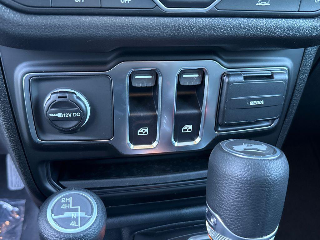 new 2026 Jeep Wrangler car, priced at $41,526