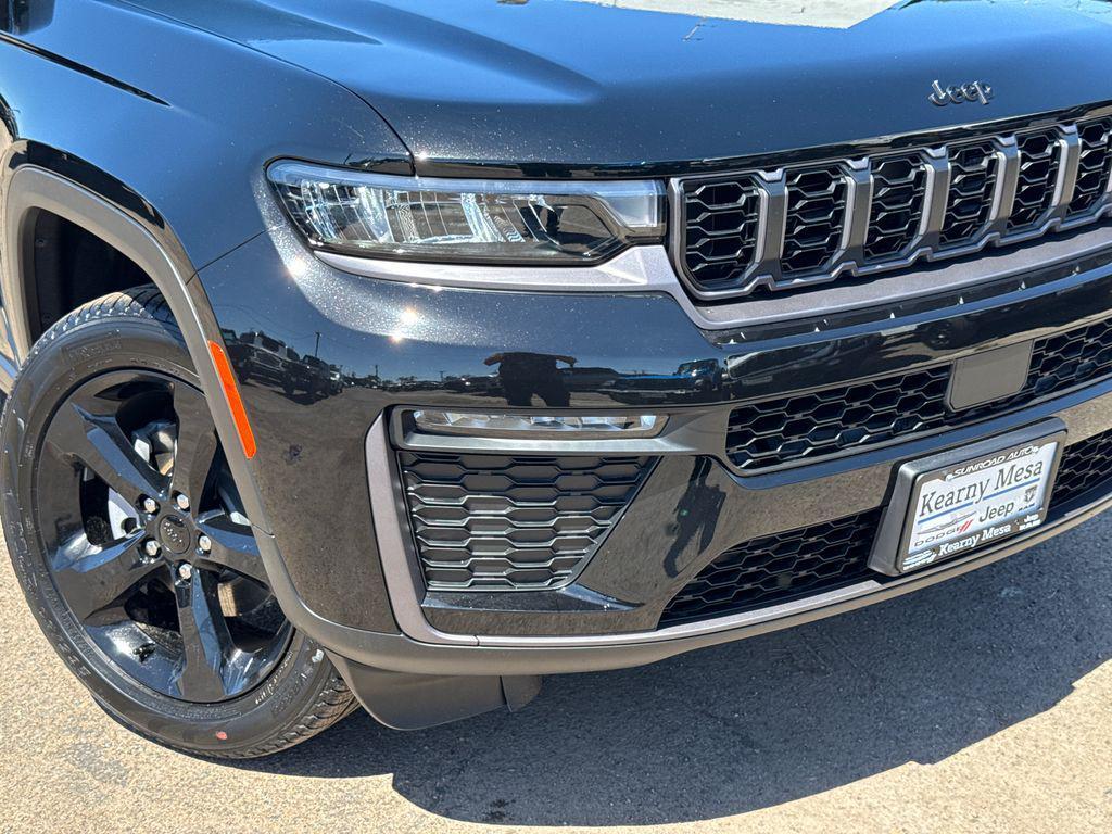 new 2026 Jeep Grand Cherokee car, priced at $45,926