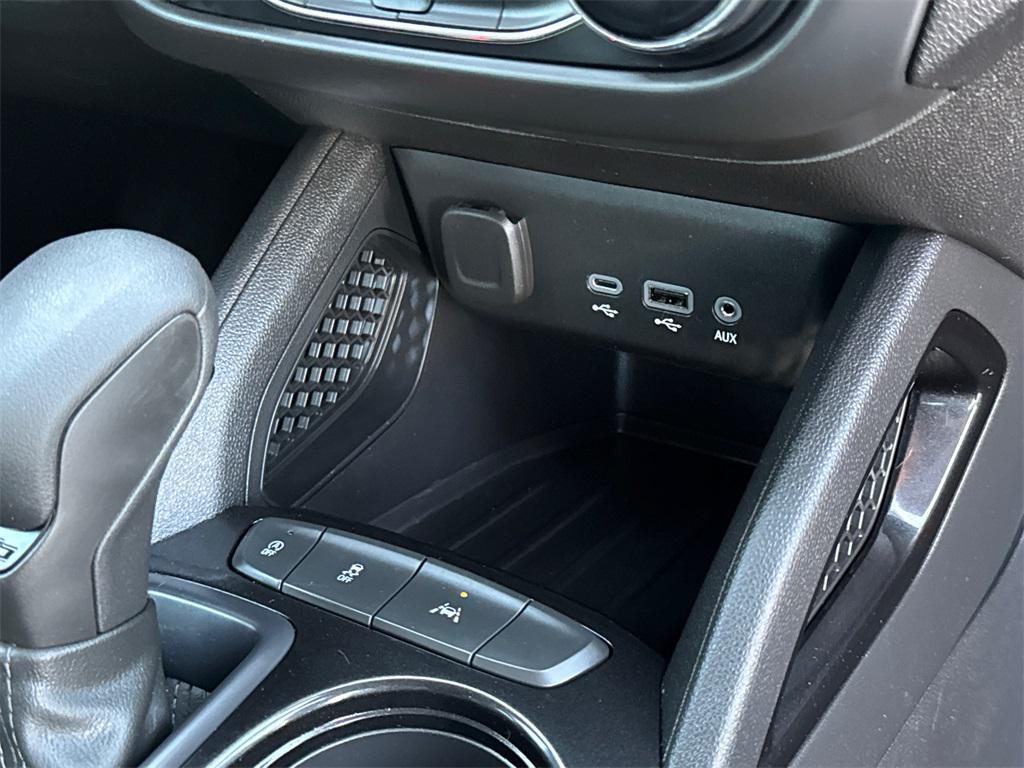 used 2021 Chevrolet TrailBlazer car, priced at $15,444