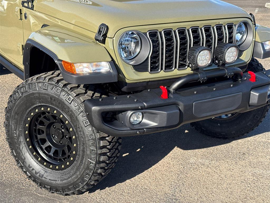 new 2025 Jeep Gladiator car, priced at $64,690