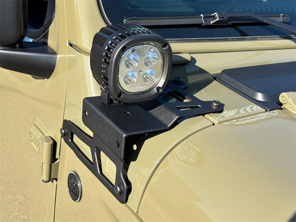 new 2025 Jeep Gladiator car, priced at $64,690