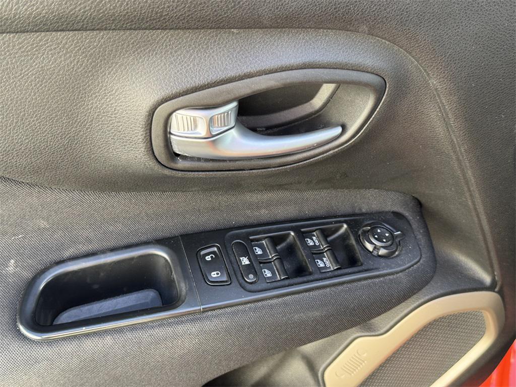used 2016 Jeep Renegade car, priced at $7,990
