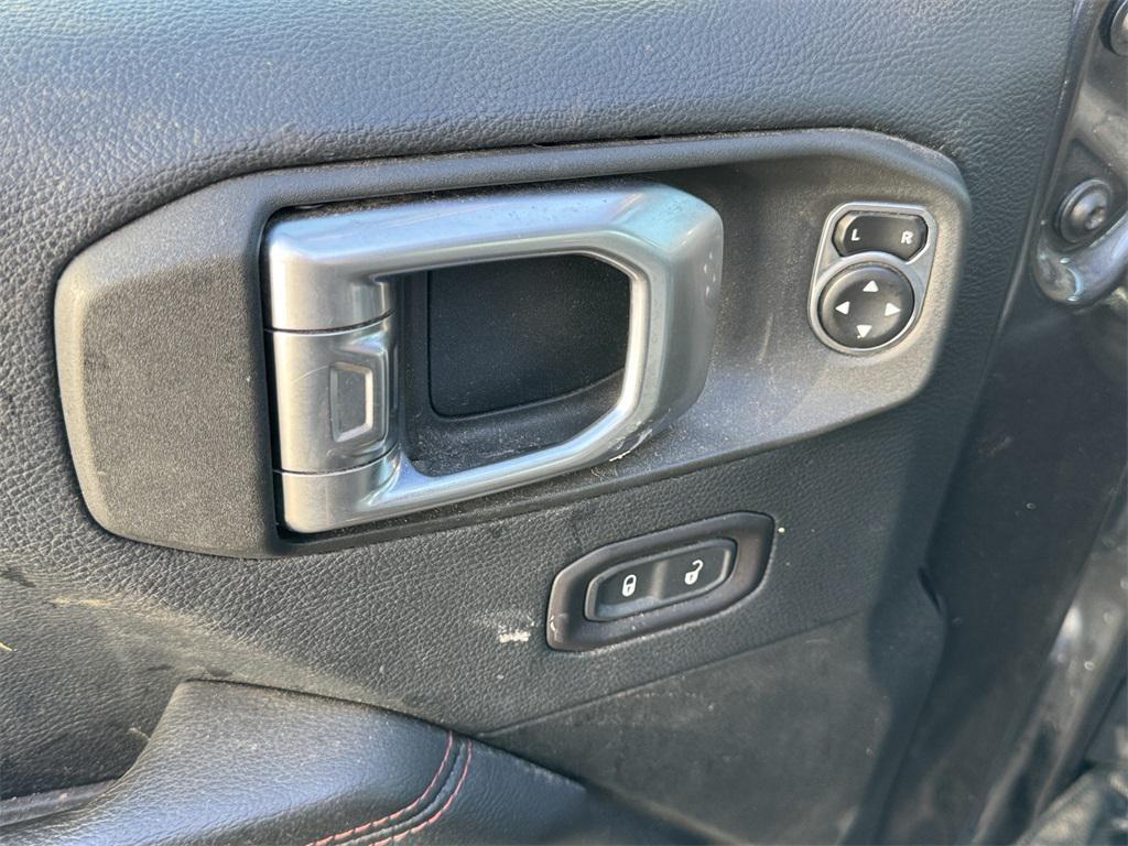 used 2018 Jeep Wrangler Unlimited car, priced at $29,444