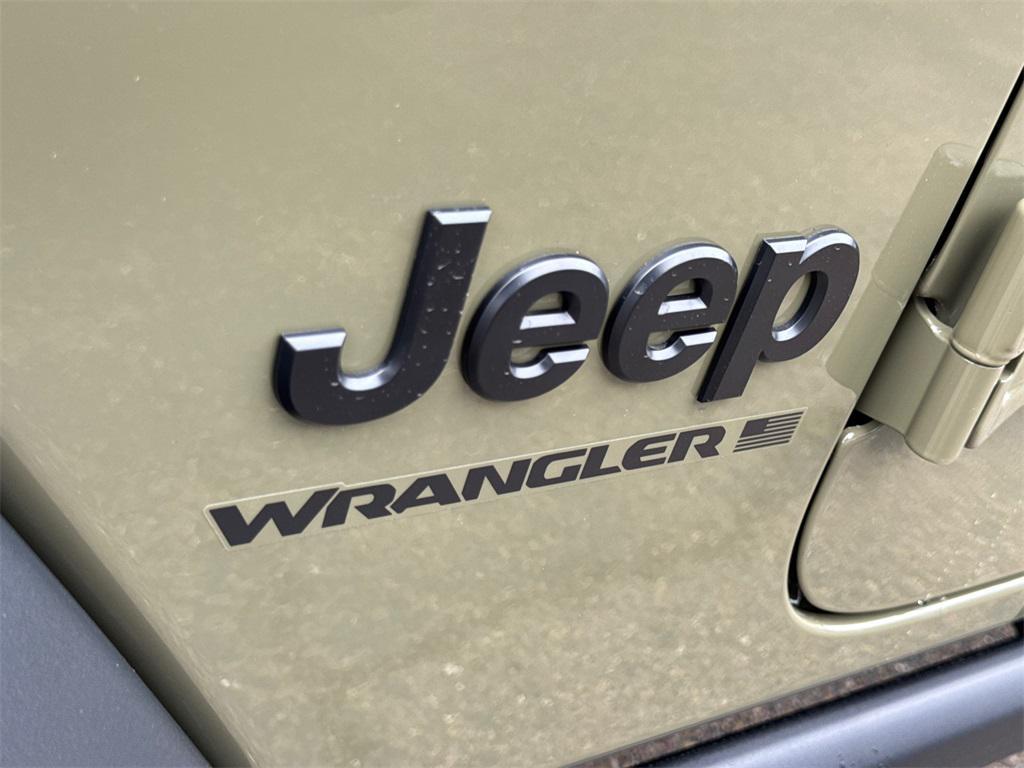 new 2026 Jeep Wrangler car, priced at $47,926