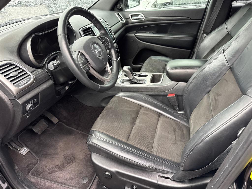 used 2019 Jeep Grand Cherokee car, priced at $15,778