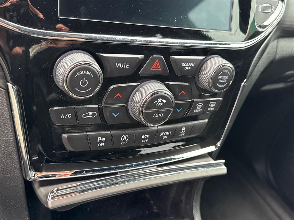 used 2019 Jeep Grand Cherokee car, priced at $15,778