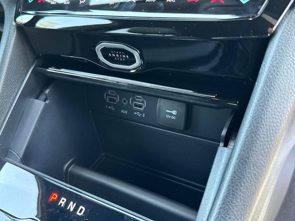 new 2026 Jeep Grand Cherokee car, priced at $40,926