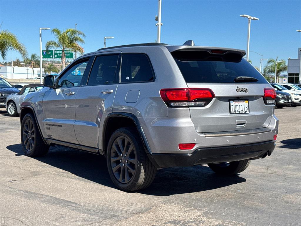 used 2016 Jeep Grand Cherokee car, priced at $9,895
