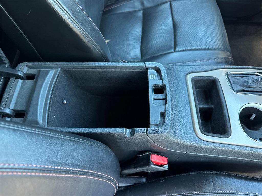 used 2016 Jeep Grand Cherokee car, priced at $9,895