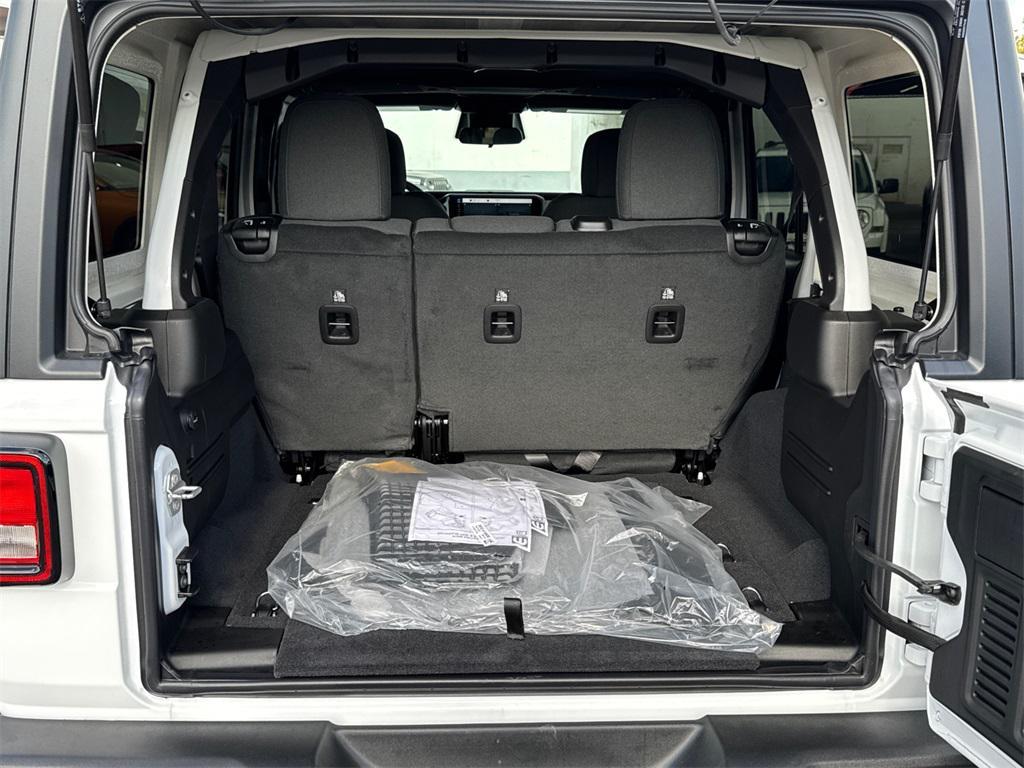 new 2026 Jeep Wrangler car, priced at $45,926