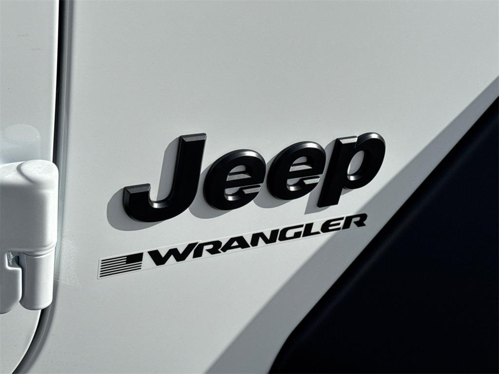 new 2026 Jeep Wrangler car, priced at $45,926