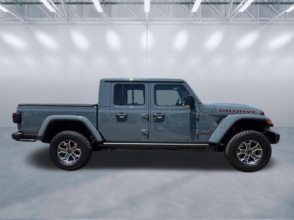 new 2026 Jeep Gladiator car, priced at $60,426