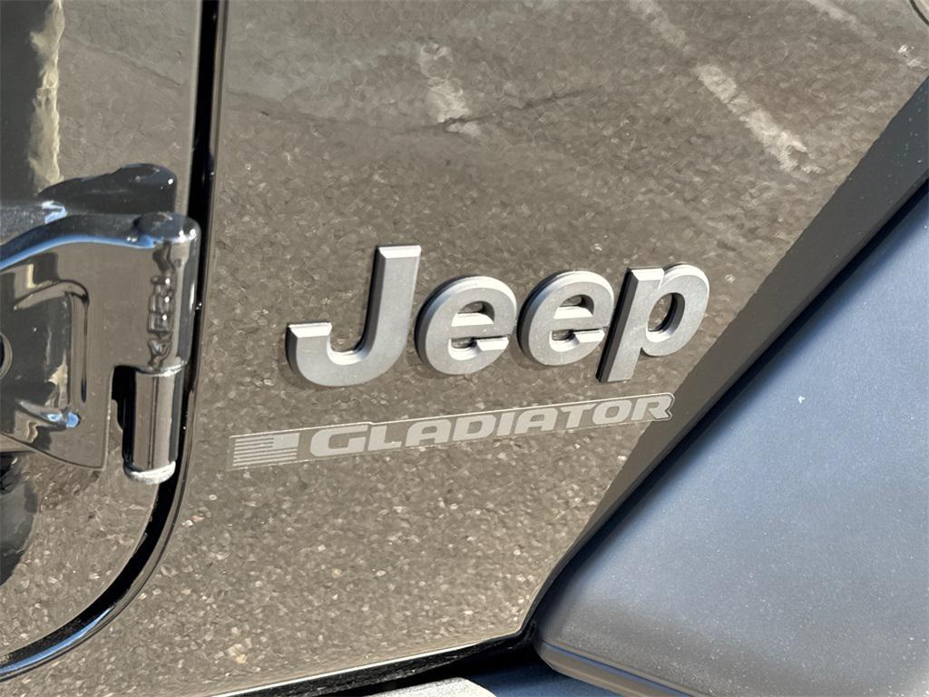 new 2025 Jeep Gladiator car, priced at $62,967