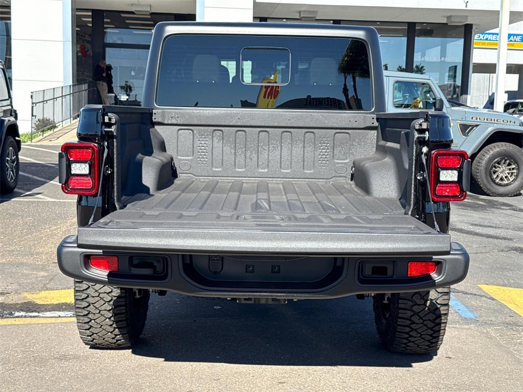 new 2025 Jeep Gladiator car, priced at $62,967