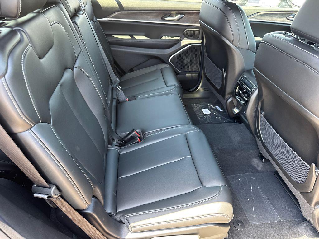 new 2026 Jeep Grand Cherokee L car, priced at $44,926