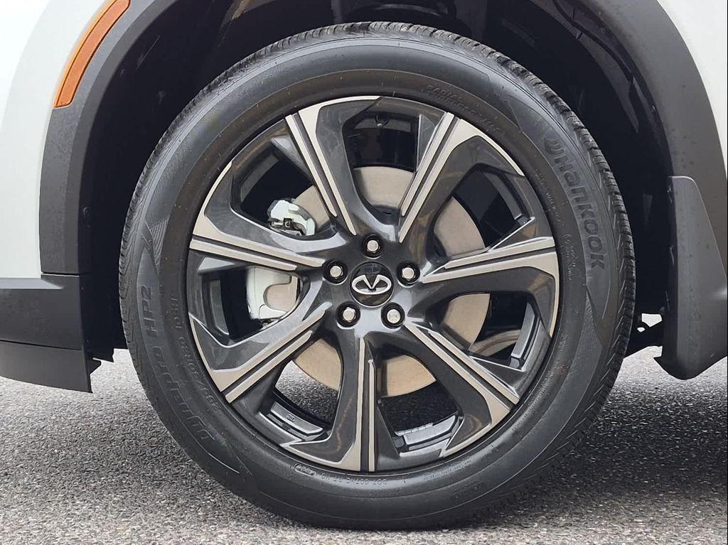 new 2026 INFINITI QX60 car, priced at $69,102