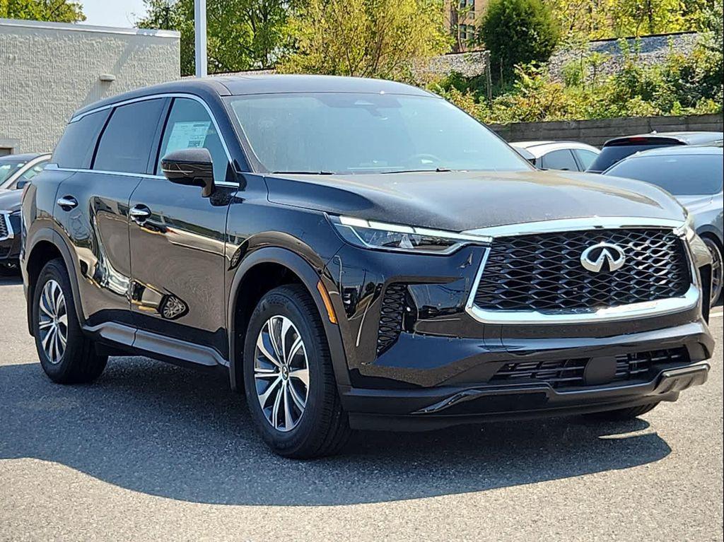 used 2025 INFINITI QX60 car, priced at $40,777