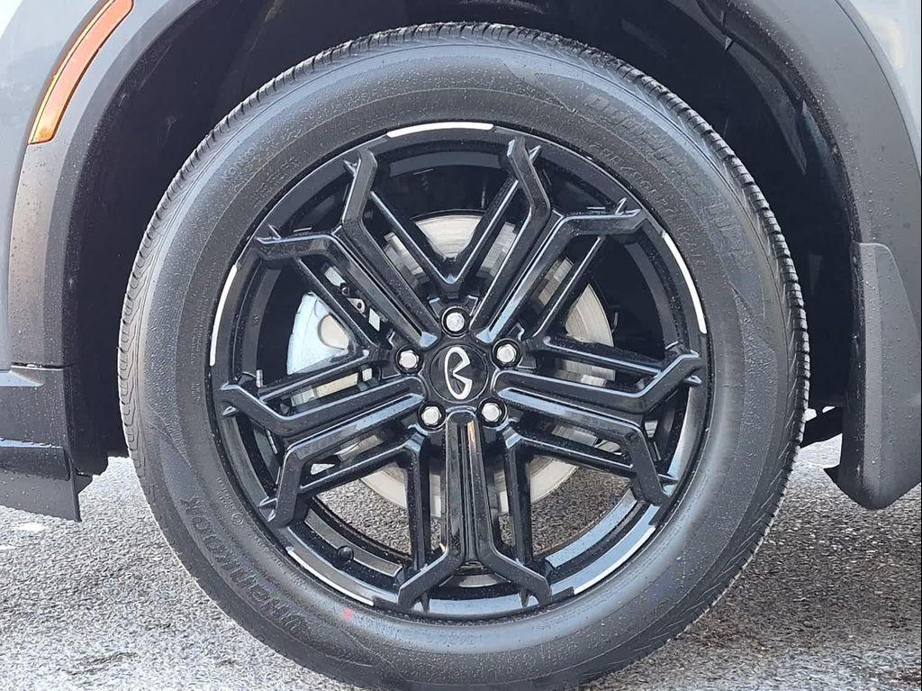 new 2026 INFINITI QX60 car, priced at $62,285