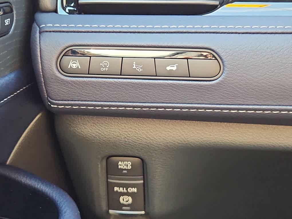 new 2026 INFINITI QX80 car, priced at $102,054