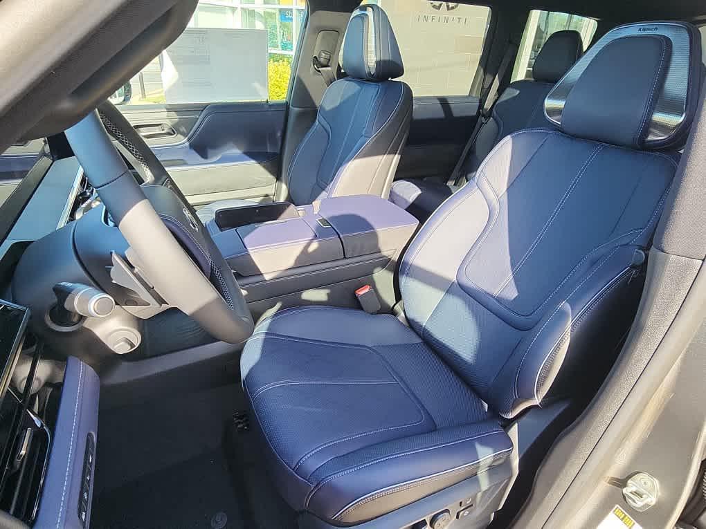 new 2026 INFINITI QX80 car, priced at $102,054
